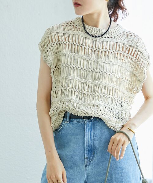 le.coeur blanc（ルクールブラン）の「《手洗い可能》透かし編みデザインニットベスト（ベスト・レディース・ホワイト/ベージュ・38）」の7枚目の写真