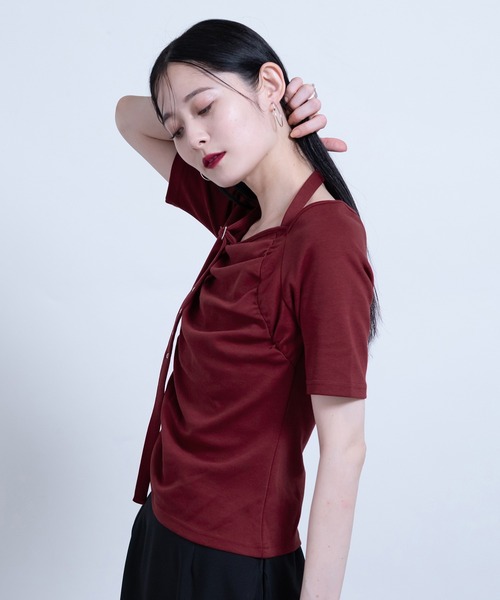 Ellno de Mavie(エルノデメヴィ)の「チョーカーベルトギャザートップス(Tシャツ/カットソー・レディース・ボルドー/ブラック・FREE)」の15枚目の写真