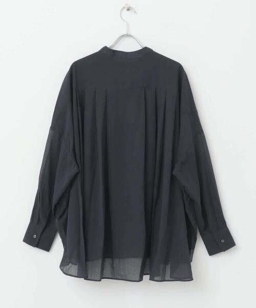 かぐれ(カグレ)の「バックタックワイドシャツ(シャツ/ブラウス・レディース・ピンク/ネイビー/グリーン系その他/グレー・FREE)」の10枚目の写真