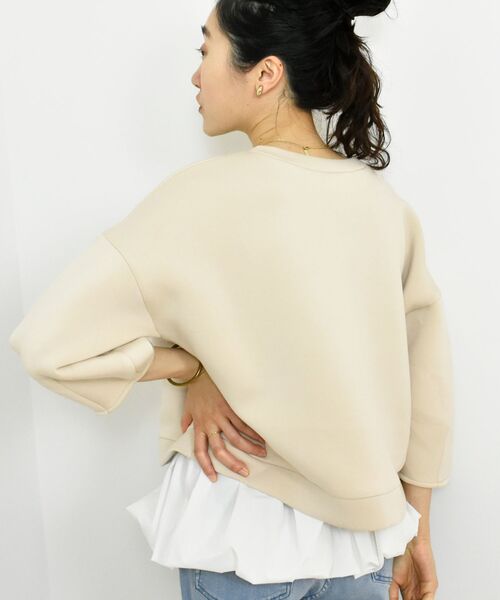le.coeur blanc(ルクールブラン)の「TORRAZZO DONNAバルーン裾トップス(Tシャツ/カットソー・レディース・ベージュ/グレー・38)」の7枚目の写真