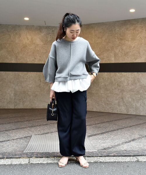le.coeur blanc(ルクールブラン)の「TORRAZZO DONNAバルーン裾トップス(Tシャツ/カットソー・レディース・ベージュ/グレー・38)」の17枚目の写真