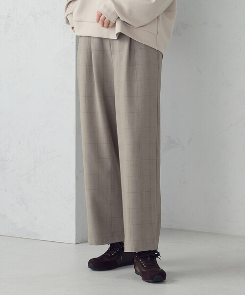 COMME CA ISM（コムサイズム）の「【美しいベーシックパンツ】ポリエステルレーヨンストレッチ　ワイドパンツ（その他パンツ・レディース・ブラック/ベージュ系その他/グレー系その他/チャコール・LARGE/MEDIUM/SMALL/X-SMALL/X-LARGE）」の4枚目の写真