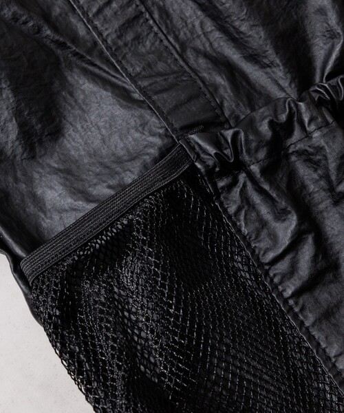 FREAK'S STORE（フリークスストア）の「UMBRO × FREAK'S STORE/アンブロ 別注 レザレット ナップザック/ A4サイズ / レザーライクリュック / バックパック（バックパック/リュック・レディース・ブラウン/ブラック・ONE SIZE）」の17枚目の写真