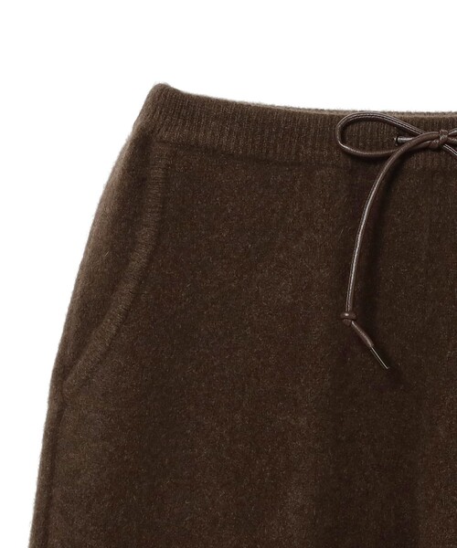 walenode(ウェルノード)の「【1/15再値下げ】WALENODE / ヤク シェットランド パンツ(その他パンツ・レディース・ブラウン・ONE SIZE)」の2枚目の写真