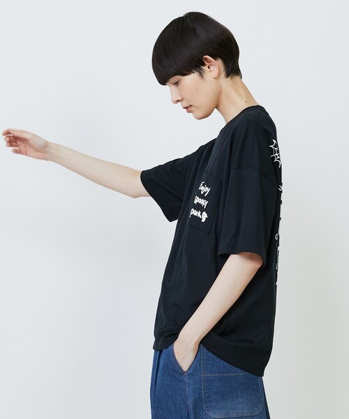 FRAPBOIS(フラボア)の「SPOTハロウィンT(Tシャツ/カットソー・レディース・ホワイト/ブラック・1/2)」の3枚目の写真