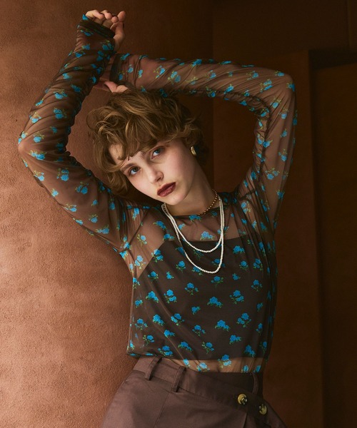 ELLEgirl（エルガール）の「フラワープリントシアートップス（Tシャツ/カットソー・レディース・ブラウン/ベージュ・FREE）」の18枚目の写真