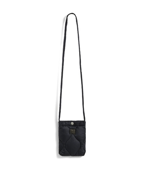 fridge（フリッジ）の「【TAION】タイオン MILITARY CROSS BODY DOWN BAG-SMALL＜MILITARY／SOFT SHELL＞ TAION-BG05ALSML-S（ショルダーバッグ・メンズ・オフホワイト/その他/ブラック/グリーン/ベージュ・ONESIZE）」の2枚目の写真