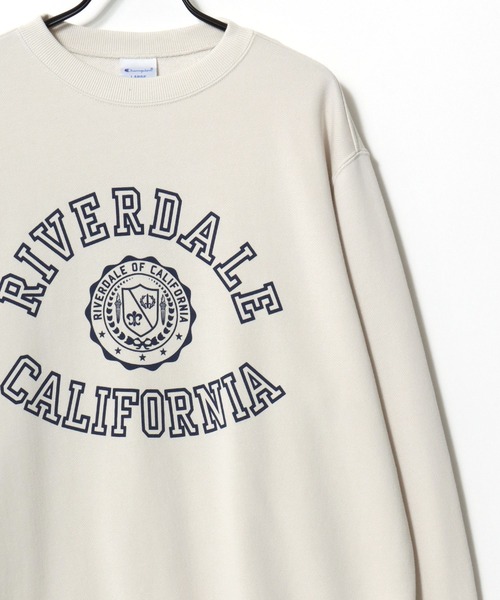 Champion(チャンピオン)の「Champion/チャンピオン コットンUSA 裏毛 カレッジロゴ スウェット トレーナー/レディース メンズ(スウェット・メンズ・ダークグリーン/グレー/ネイビー/スミクロ/オートミール/ブルー系その他/オフホワイト/ホワイト系その他/ライトイエロー/ブラック系その他・M/L/XL)」の12枚目の写真