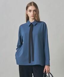 ICB（アイシービー）の「マラボーテＷジョーゼット ボウタイ付きシャツカラートップス（Tシャツ/カットソー）」