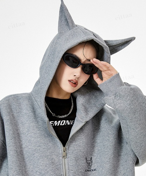 Dalfwin(ダールフィン)の「韓国ファッション DOBERMAN耳付きダブルジップパーカー(パーカー・レディース・グレー/ダークグレー・FREE)」の12枚目の写真