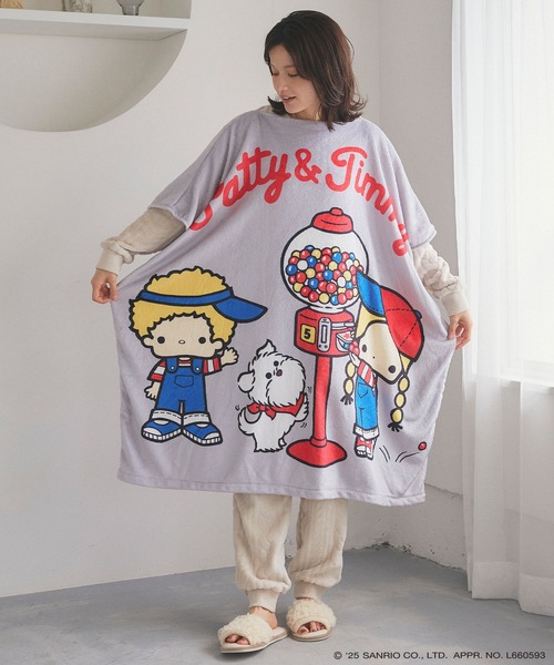 sanrio(サンリオ)の「【sanrio characters】パティ&ジミープリントふわもこ着られるフリース毛布ポンチョ/ブランケット《サンリオキャラクターズ》とろふわ もこもこ あったか(ルームウェア/パジャマ・レディース・ライトグレー/レッド/ネイビー・FREE)」の14枚目の写真