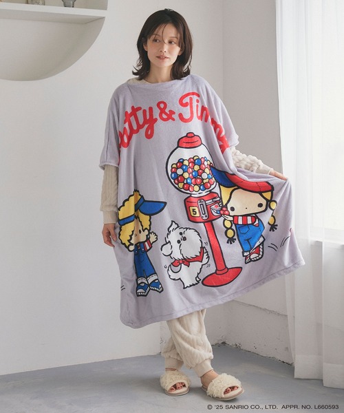 sanrio(サンリオ)の「【sanrio characters】パティ&ジミープリントふわもこ着られるフリース毛布ポンチョ/ブランケット《サンリオキャラクターズ》とろふわ もこもこ あったか(ルームウェア/パジャマ・レディース・ライトグレー/レッド/ネイビー・FREE)」の20枚目の写真
