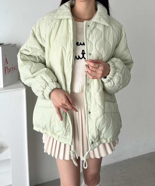 wears(ウェアーズ)の「オーバーシルエットモンスターキルティングコート 裏ボアアウター(ミリタリージャケット・レディース・ミント/オリーブ/ブラック/ピンク/ホワイト・FREE)」の18枚目の写真