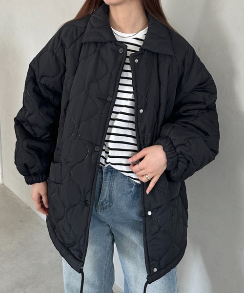 wears(ウェアーズ)の「オーバーシルエットモンスターキルティングコート 裏ボアアウター(ミリタリージャケット・レディース・ミント/オリーブ/ブラック/ピンク/ホワイト・FREE)」の10枚目の写真