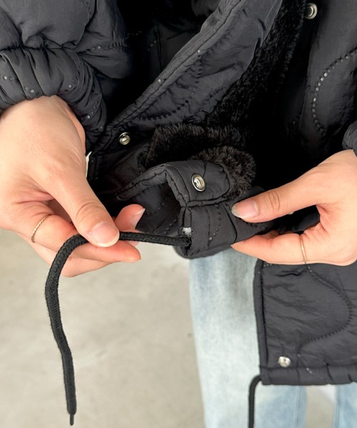 wears(ウェアーズ)の「オーバーシルエットモンスターキルティングコート 裏ボアアウター(ミリタリージャケット・レディース・ミント/オリーブ/ブラック/ピンク/ホワイト・FREE)」の15枚目の写真