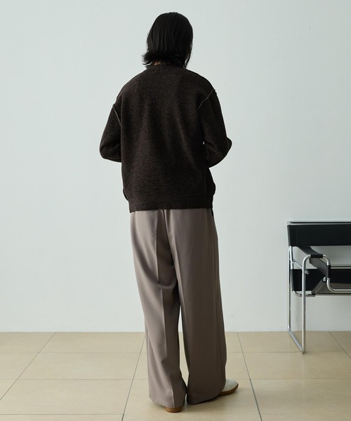 EMMA CLOTHES（エマクローズ）の「2WAYリバーシブル モールヤーン オーバーサイズ クルーネックニット（ニット/セーター・メンズ・ネイビー系/グレー系/ブラック系/ブラウン系/ホワイト系・L/M）」の10枚目の写真