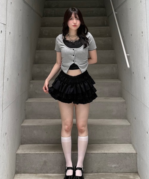 Lae(レイ)の「フェイクレイヤードレーストップス(Tシャツ/カットソー・レディース・グレー・SMALL)」の5枚目の写真