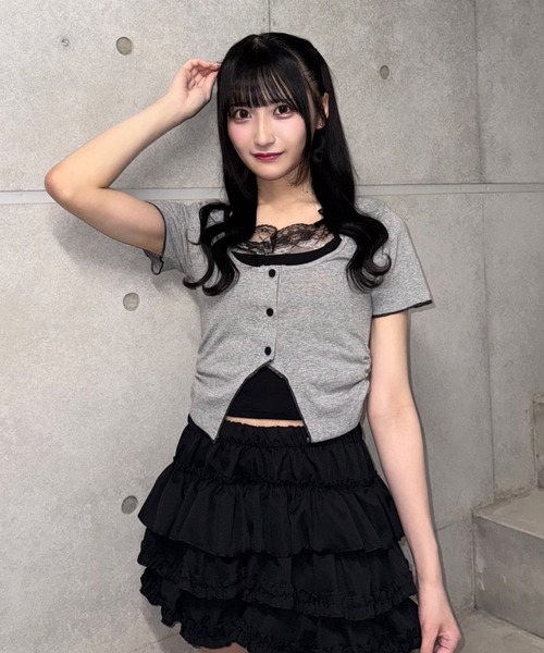 Lae(レイ)の「フェイクレイヤードレーストップス(Tシャツ/カットソー・レディース・グレー・SMALL)」の7枚目の写真