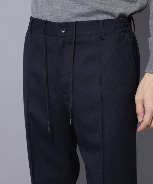 NANO universe（ナノユニバース）の「「N TROUSERS PREMIUM」RENU(R)ウール混洗えるサキソニーパンツ(セットアップ可)（スラックス・メンズ・ダークネイビー/ダークグレー・S/M/L）」の21枚目の写真