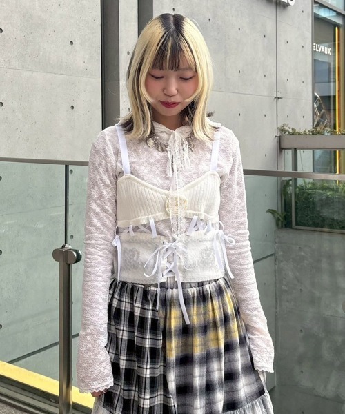 Candy Stripper（キャンディストリッパー）の「ROSE LACE UP KNIT ビスチェ（その他トップス・レディース・オフホワイト/ブラック/ピンク・FREE）」の20枚目の写真