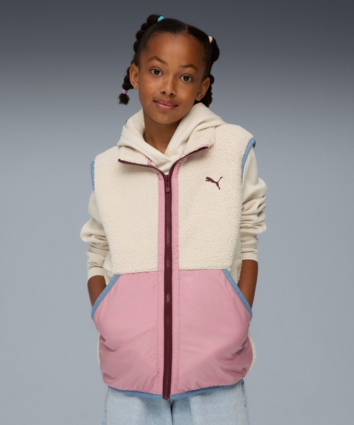PUMA（プーマ）の「PUMA プーマ キッズ ハイブリッド シェルパ ベスト 120-160cm（ナイロンジャケット・キッズ・オフホワイト/ネイビー・130/120/140/160/150）」の2枚目の写真