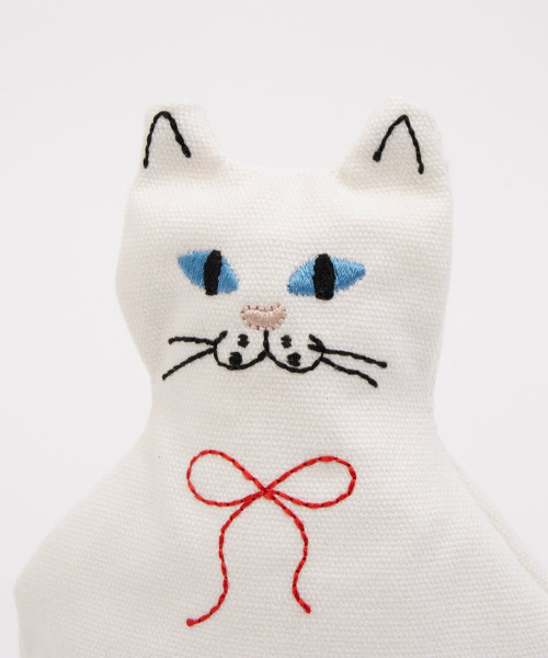 cache cache（カシュ カシュ）の「カシュカシュ cachecache / ネコ刺繍自立ポーチ（ポーチ・レディース・ホワイト/ブラック/グレー/ラベンダー・FREE）」の20枚目の写真