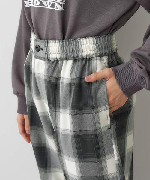 Dessin（デッサン）の「【ユニセックス/ウエストゴム】チェック柄パンツ（その他パンツ・レディース・ブラック系2/ブラウン系3・02/04）」の15枚目の写真