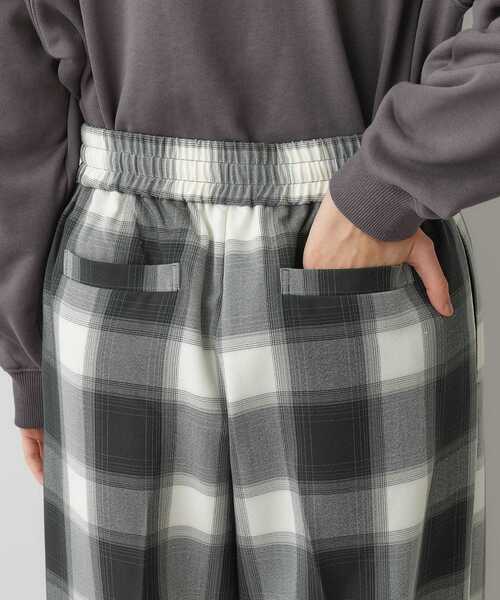 Dessin（デッサン）の「【ユニセックス/ウエストゴム】チェック柄パンツ（その他パンツ・レディース・ブラック系2/ブラウン系3・02/04）」の16枚目の写真