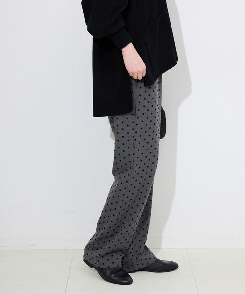 SLOBE IENA（スローブイエナ）の「《吸湿発熱/WEB限定/追加2》CIRCULATE WARM パンツ（スラックス・レディース・グレー・38/40/34/36）」の3枚目の写真