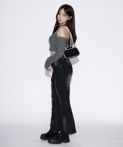 tinkerend（ティンカーエンド）の「Belted Cargo Vintage Flared Denim / ベルト付きカーゴヴィンテージフレアデニム（デニムパンツ・レディース・ブラック/ブルー・2/1）」の10枚目の写真