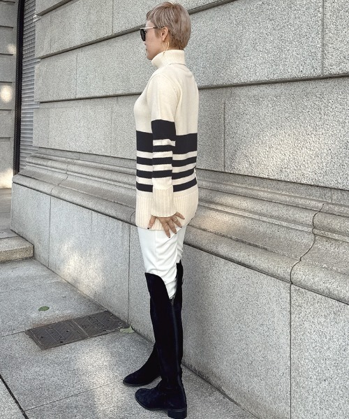 JENNE(ジェンヌ)の「パネルボーダーニット(ニット/セーター・レディース・グレー/アイボリー・LARGE/MEDIUM/SMALL)」の7枚目の写真