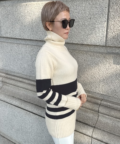 JENNE(ジェンヌ)の「パネルボーダーニット(ニット/セーター・レディース・グレー/アイボリー・LARGE/MEDIUM/SMALL)」の8枚目の写真