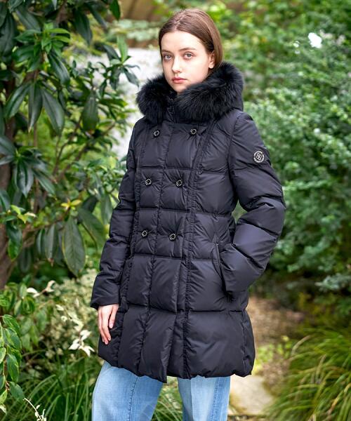 DRESSTERIOR（ドレステリア）の「【CLASSY.12月号掲載】ブルーFOXファーナポレオンホワイトグースダウン（ダウンジャケット/コート・レディース・ブラック/ネイビー・34/38/36/40）」の5枚目の写真