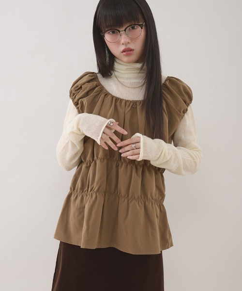 MUHET(ミュエータ)の「herringbone docking gather top / ヘリンボーンドッキングギャザートップス(ニット/セーター・レディース・ネイビー/ブラウン/チャコールグレー・FREE)」の1枚目の写真