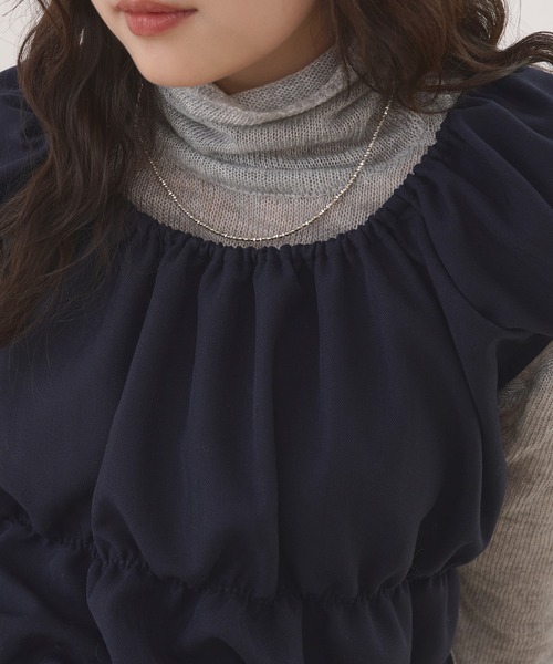 MUHET(ミュエータ)の「herringbone docking gather top / ヘリンボーンドッキングギャザートップス(ニット/セーター・レディース・ネイビー/ブラウン/チャコールグレー・FREE)」の5枚目の写真