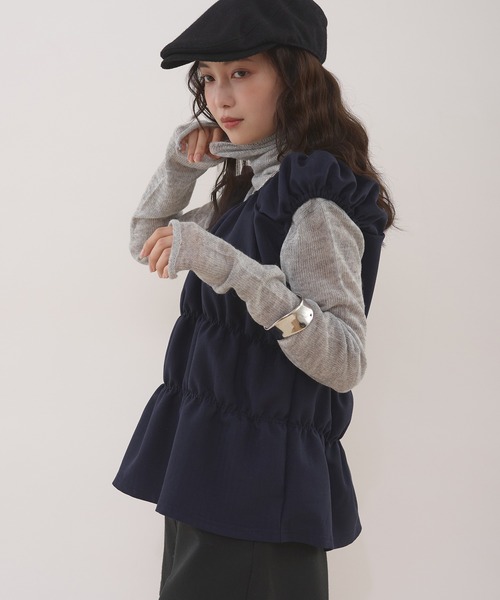 MUHET(ミュエータ)の「herringbone docking gather top / ヘリンボーンドッキングギャザートップス(ニット/セーター・レディース・ネイビー/ブラウン/チャコールグレー・FREE)」の9枚目の写真