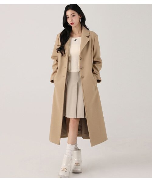 AVANDRESS(アバンドレス )の「Amelia Classic Single Coat BLACK(チェスターコート・レディース・ブラック・MEDIUM/SMALL)」の6枚目の写真