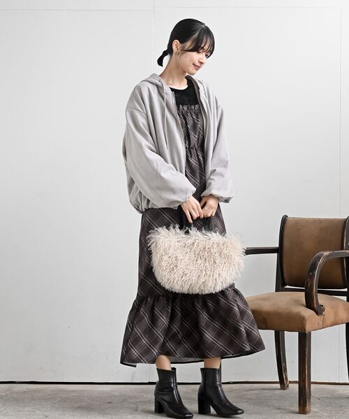 rps（アールピーエス）の「インナーＳＥＴチェックジャンスカ（ジャンパースカート・レディース・ブラック/ブラウン/ネイビー・フリー）」の18枚目の写真