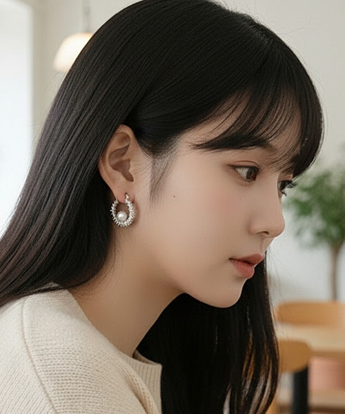 Burner(バーナー)の「【Sonu jewelry(ソヌジュエリー)】上品パール調ビジュー フープピアス oku-pierce-9-4【RBTS】(ピアス(両耳用)・レディース・シルバー・FREE)」の1枚目の写真