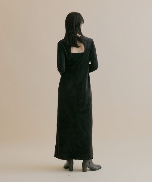 森川企画/オケージョンアイテム]バックオープンベロアワンピース