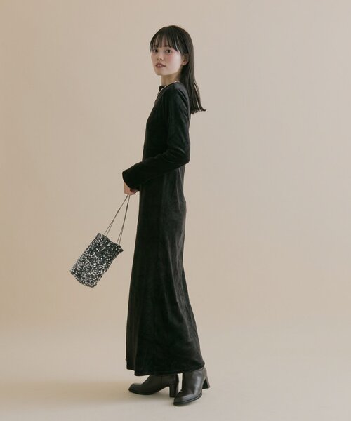 mystic（ミスティック）の「[森川企画/オケージョンアイテム]バックオープンベロアワンピース（ワンピース・レディース・ブラック/ピンク・1/2）」の19枚目の写真