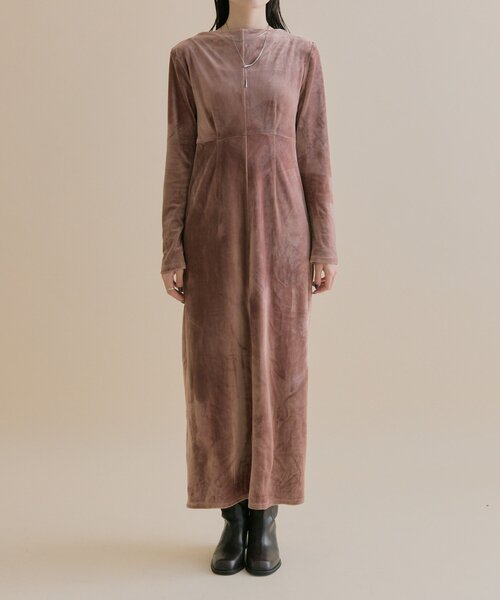 mystic（ミスティック）の「[森川企画/オケージョンアイテム]バックオープンベロアワンピース（ワンピース・レディース・ブラック/ピンク・1/2）」の9枚目の写真