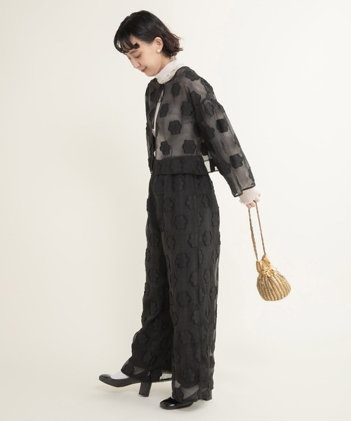 Dot&Stripes CHILD WOMAN(ドットアンドストライプス チャイルドウーマン)の「シアーフラワーカットジャカード イージーパンツ(セットアップ対応)(その他パンツ・レディース・ブラック・FREE)」の8枚目の写真
