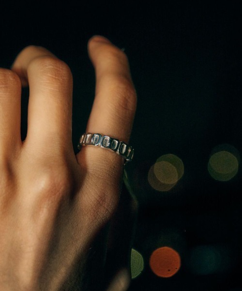 LIDNM(リドム)の「Llife BOTTON BAND RING(リング・メンズ・シルバー・#14)」の1枚目の写真