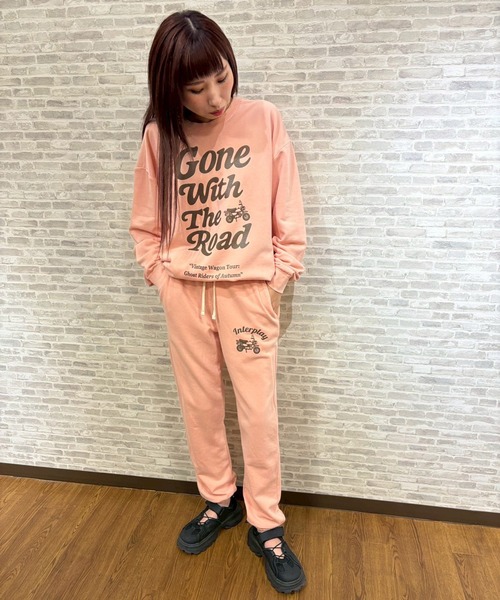 INTERPLAY（インタープレイ）の「【INTERPLAY】Gone The Road Garment Dyed 6.4 oz Sweat（スウェット・メンズ・アイボリー/ピンク/ブラック/ブルー・LARGE）」の17枚目の写真