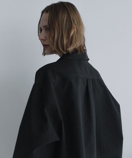 remer（リメール）の「ルーズベーシッククロップドシャツ - バブルタッチ / Loose Basic Cropped Shirt - Bubble Touch（シャツ/ブラウス・メンズ・ホワイト/ブルーグレー/ブラック・LARGE/MEDIUM/SMALL/X-SMALL）」の13枚目の写真
