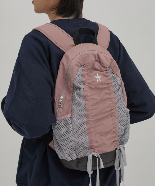 WaiKei(ワイケイ)の「YK メッシュツートンバックパック ピンク(バックパック/リュック・レディース・その他・FREE)」の3枚目の写真