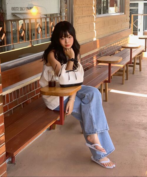 HEEARI(ヒアリー)の「サリークラシックワイドデニムパンツ_ライトブルー(デニムパンツ・レディース・その他・MEDIUM/X-SMALL/SMALL)」の4枚目の写真