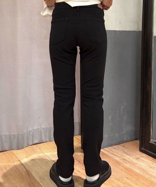 EDWIN（エドウィン）の「EDWIN(エドウィン)【レディース】「BODY FIRE」スリムストレート（その他パンツ・レディース・ブラック・XS/S/M/L）」の17枚目の写真