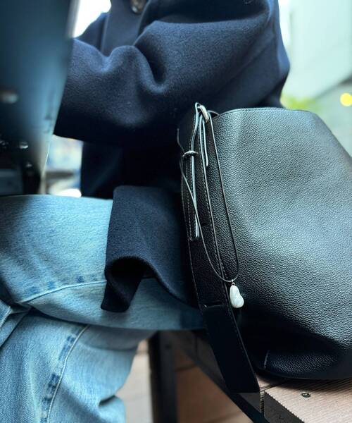 le.coeur blanc（ルクールブラン）の「O イビツパールコードネックレス（ネックレス・レディース・ブラック・FREE）」の4枚目の写真